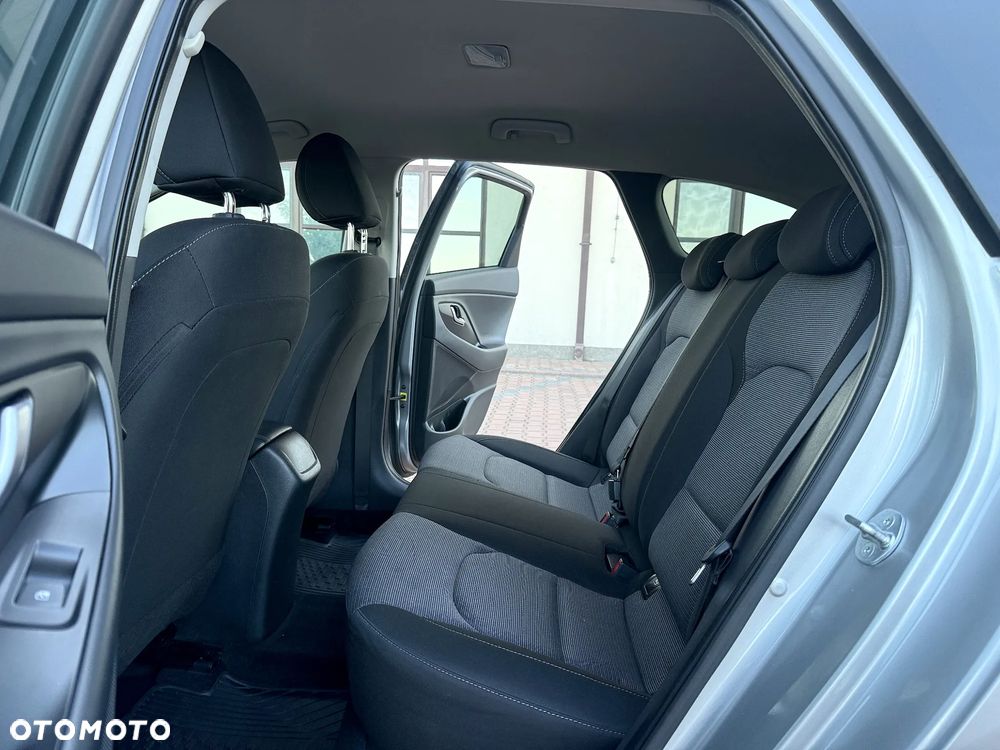Hyundai i30 1.0 T-GDI Smart - 12