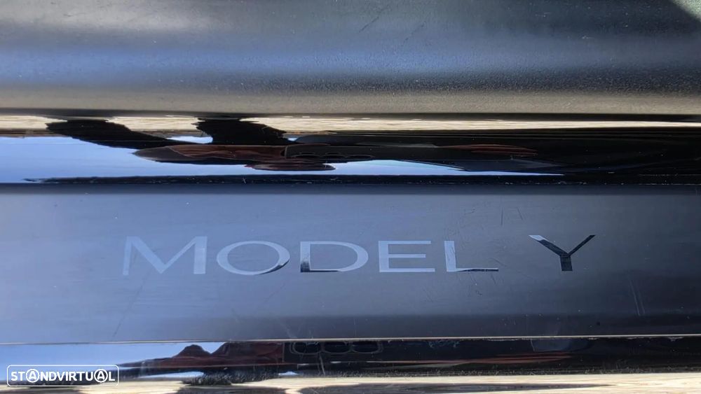 Tesla Model Y Long Range Tração Traseira Premium - 27