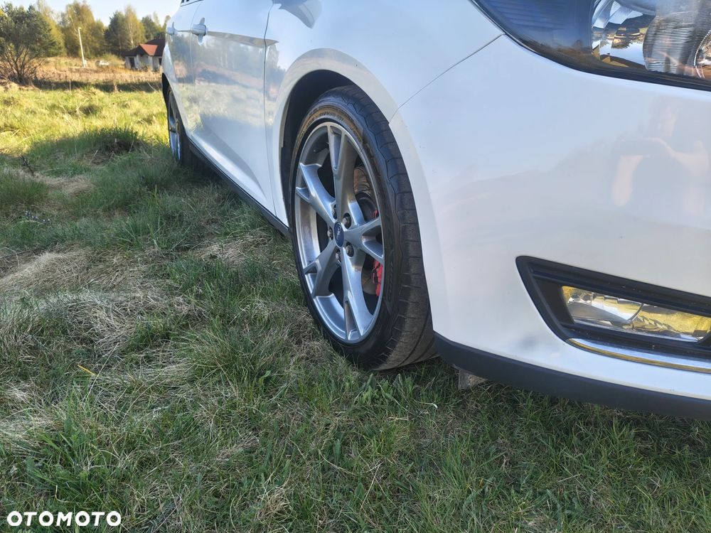 Ford Focus 2.0 TDCi Titanium ASS - 3