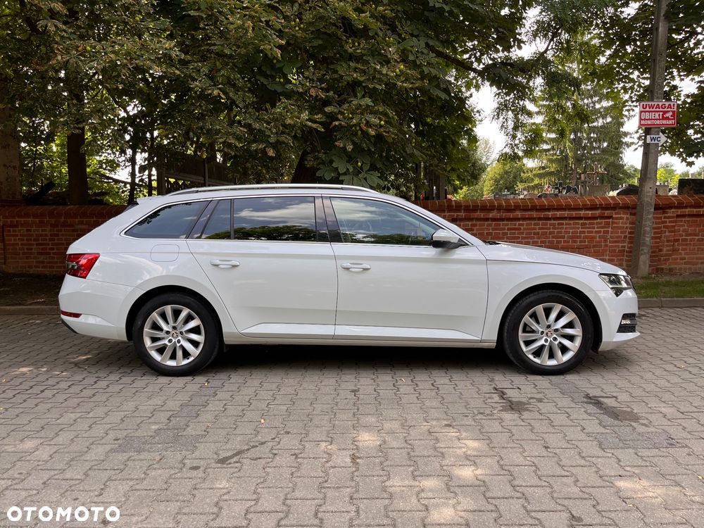 Skoda Superb 2.0 TDI SCR Ambition DSG - 8