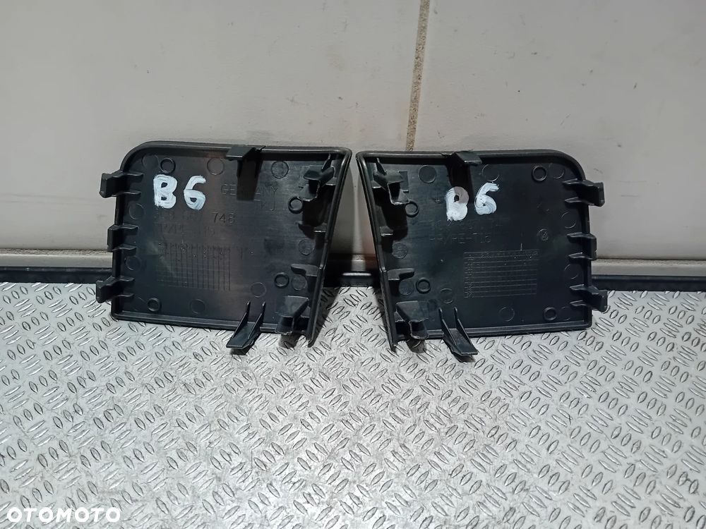 zaślepki tapicerki klapy bagażnika VW Passat B6 kombi komplet 2009 - 2