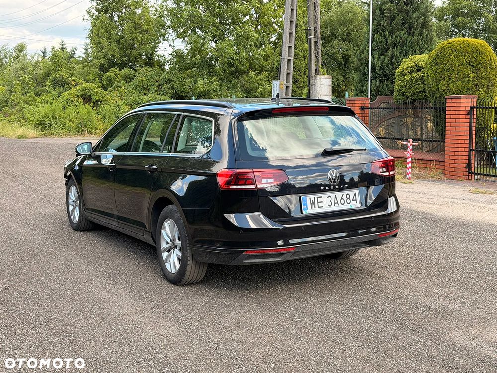 Volkswagen Passat 2.0 TDI EVO Elegance DSG - 3