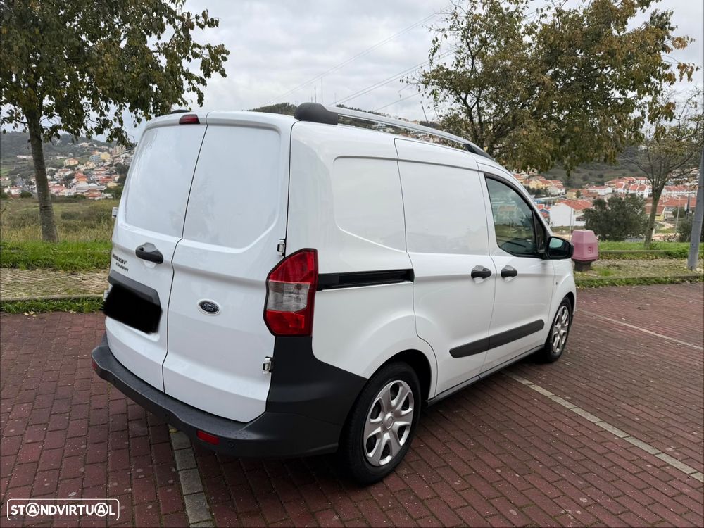 Ford Transit courier - 9