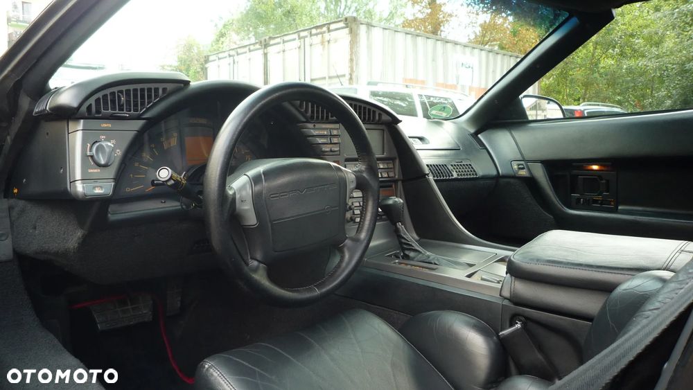 Chevrolet Corvette Convertible 5.7 - 12