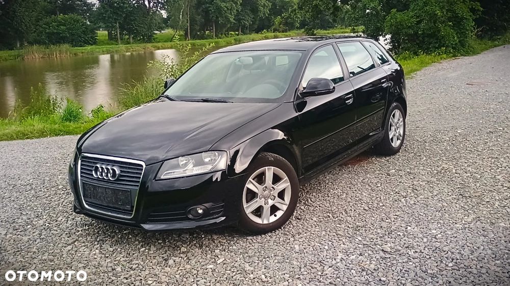 Audi A3 Sportback 1.6 Ambiente - 3