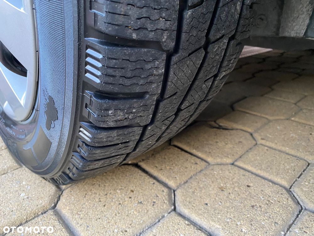 Renault TRAFIC L1 H1  120 koni 2.0 dci - 35