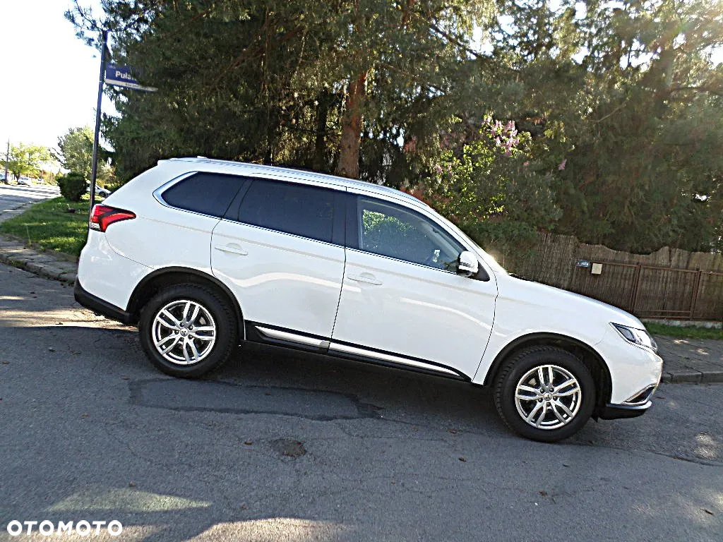 Mitsubishi Outlander 2.0 2WD Edition 100 - 33