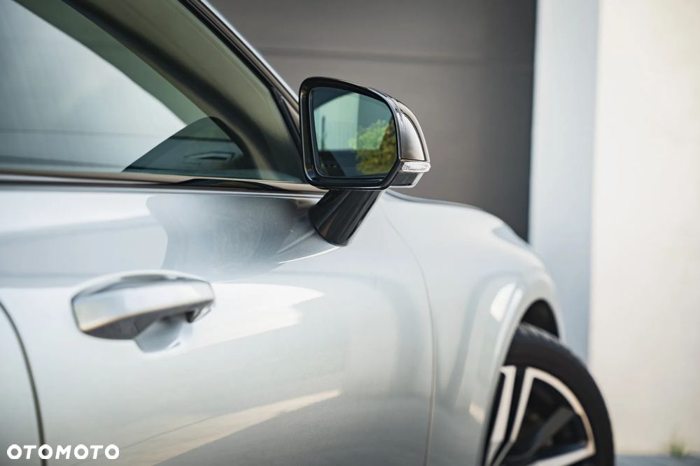 Volvo S60 B5 B AWD R-Design - 16