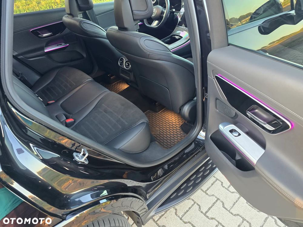 Mercedes-Benz GLC 300 de 4Matic 9G-TRONIC AMG Line Advanced - 15