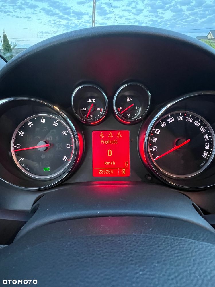 Opel Astra 1.6 Enjoy - 16