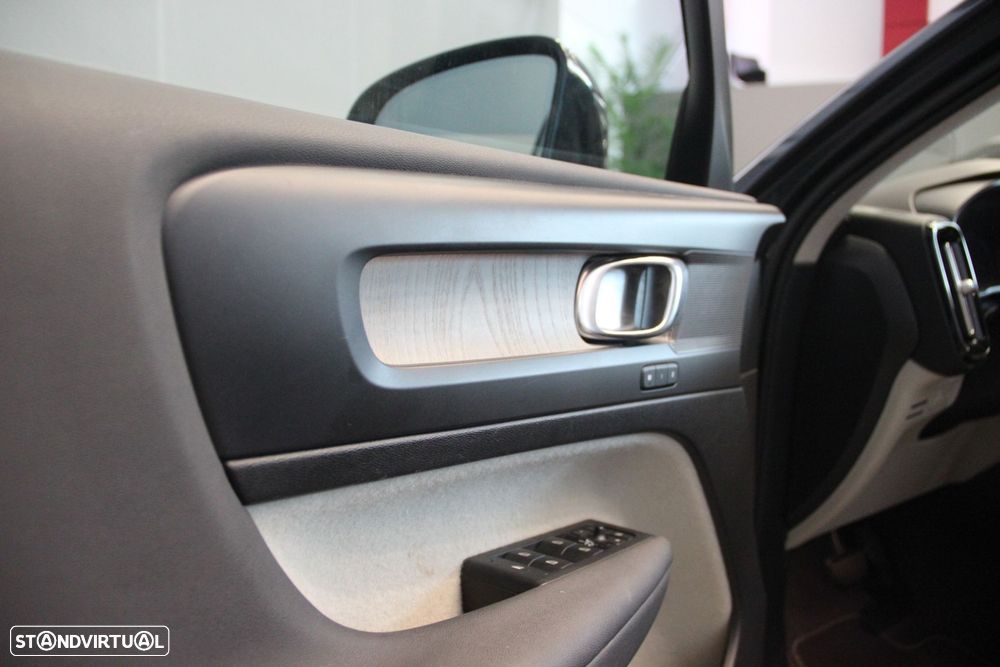 Volvo XC 40 — fotografia 11