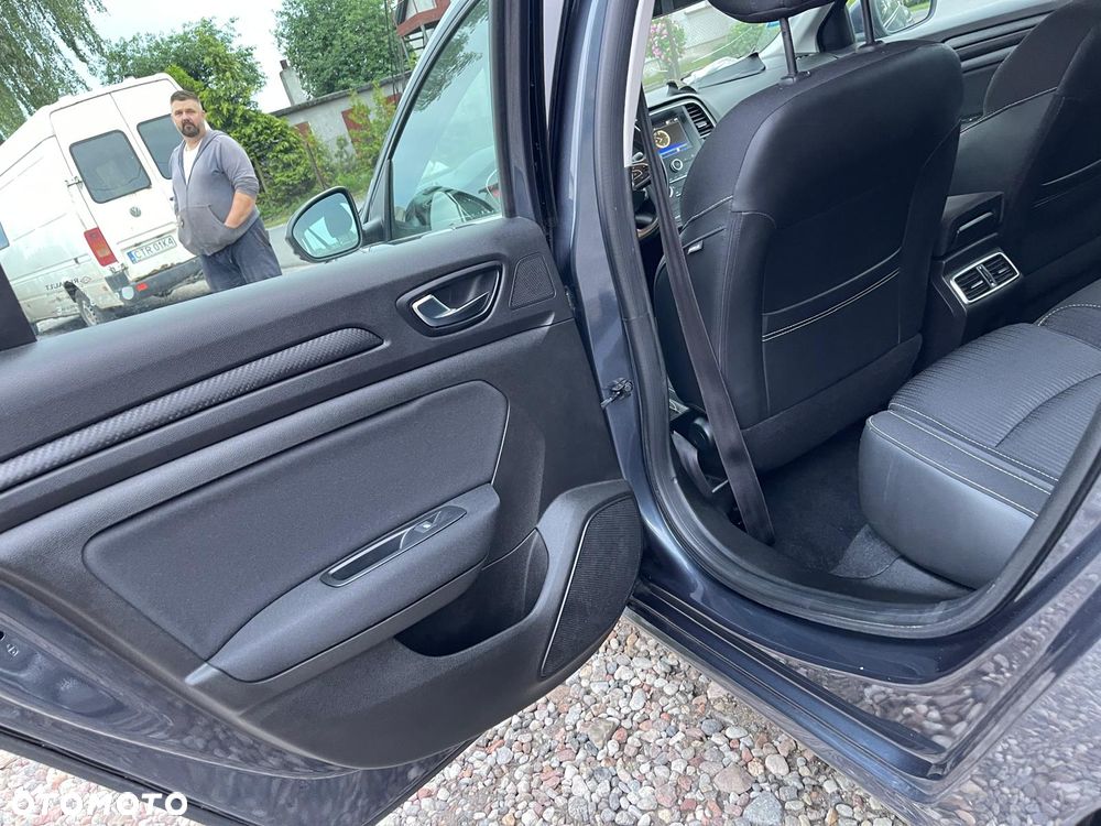 Renault Megane BLUE dCi 115 EDC INTENS - 27
