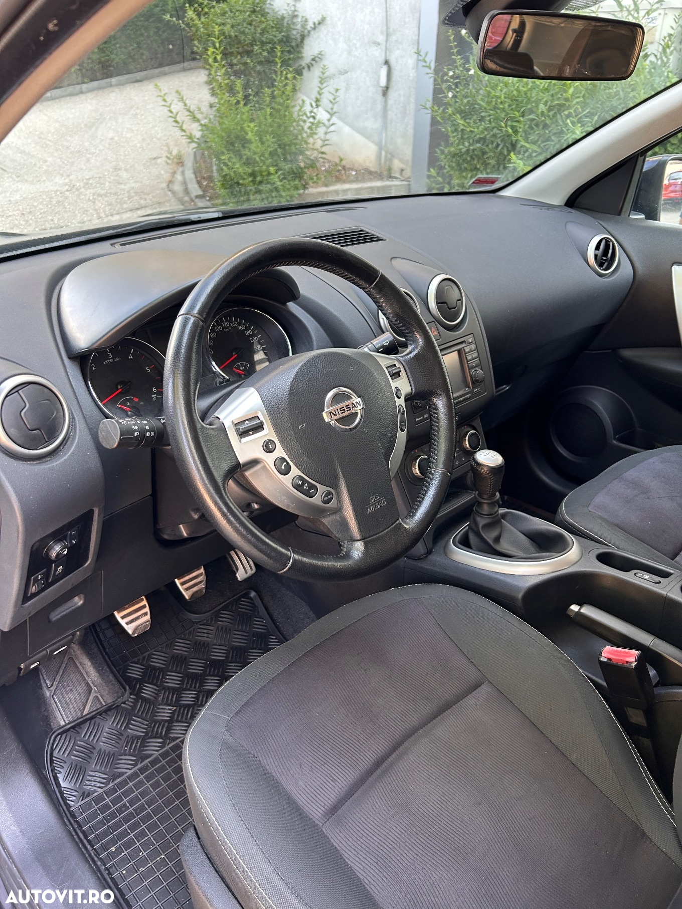 Nissan Qashqai 1.5 DCI N-Vision - 12