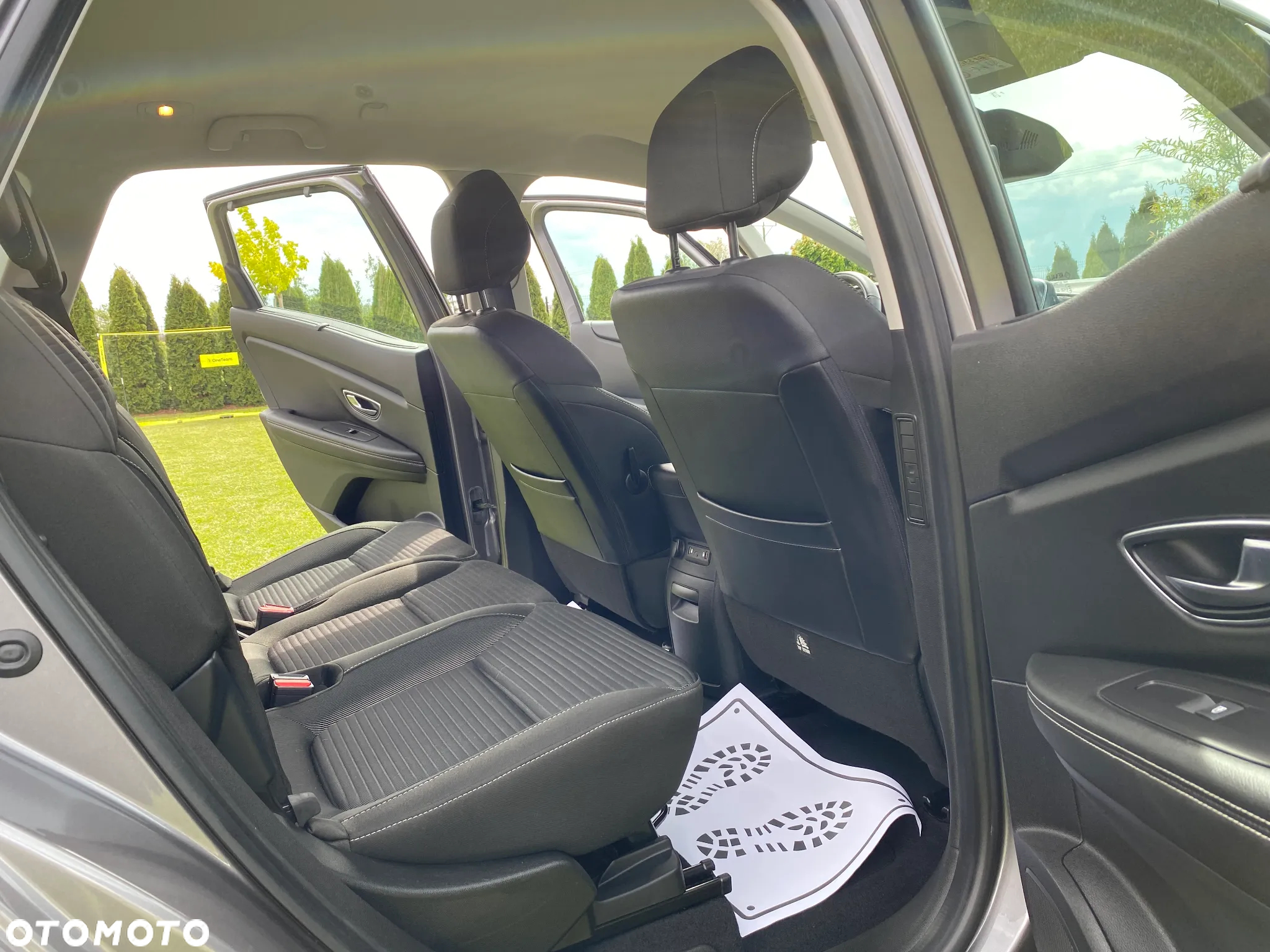 Renault Scenic - 32