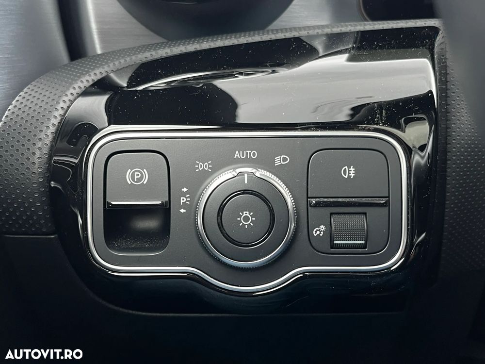 Mercedes-Benz CLA 35 AMG - 20