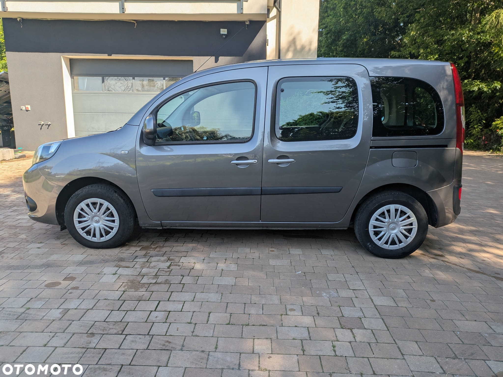 Renault Kangoo 1.5 dCi Privilege Plus - 10