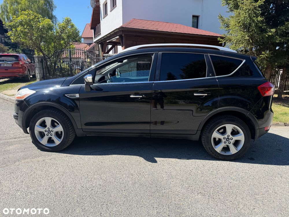 Ford Kuga 2.0 TDCi 4x4 Titanium - 4