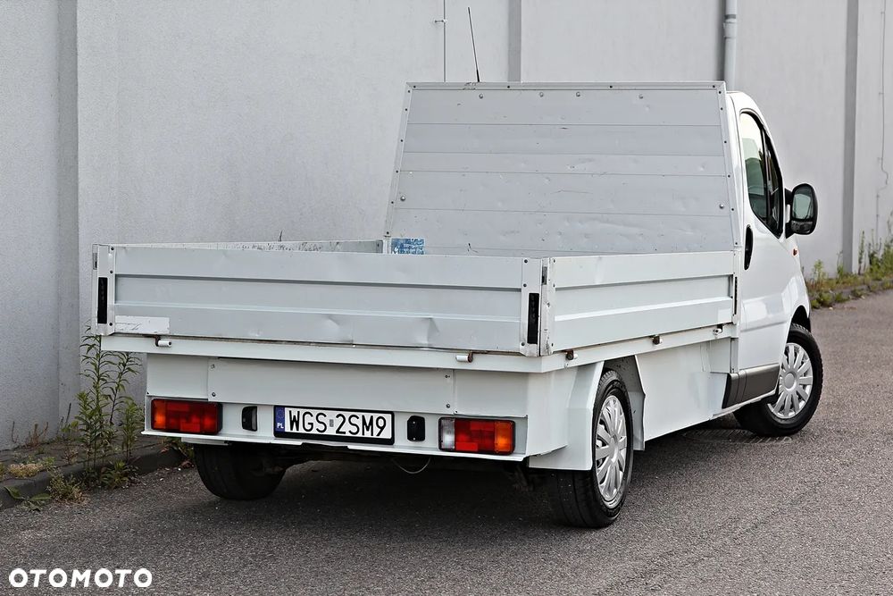 Renault Trafic - 24