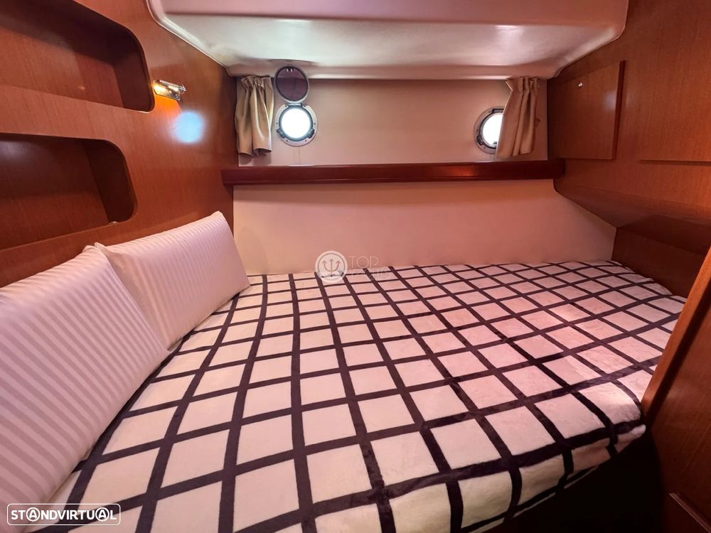 Beneteau Swift Trawler 42 - 17