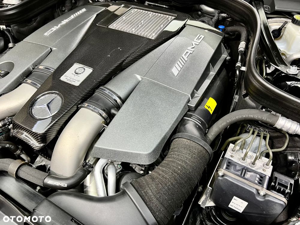 Mercedes-Benz CLS 63 AMG S 4-Matic - 33