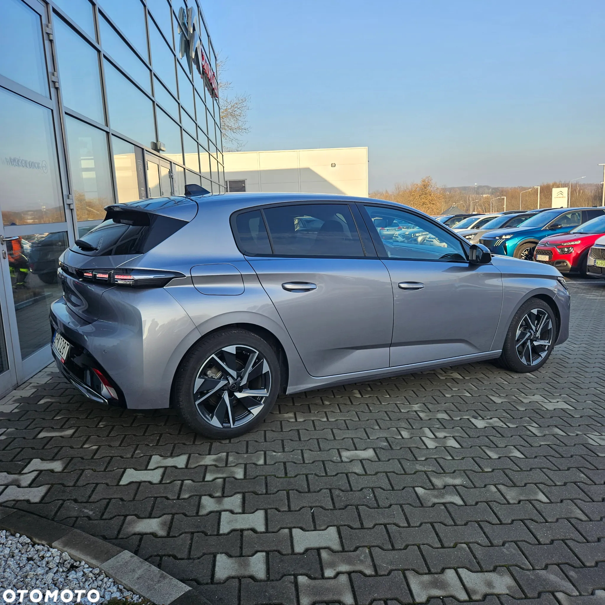 Peugeot 308 1.2 PureTech Allure S&S EAT8 - 4