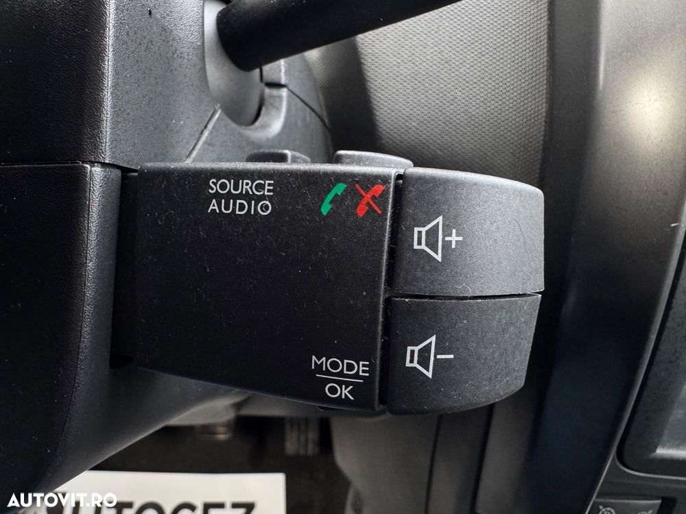 Dacia Duster 1.6 4x2 Prestige - 16