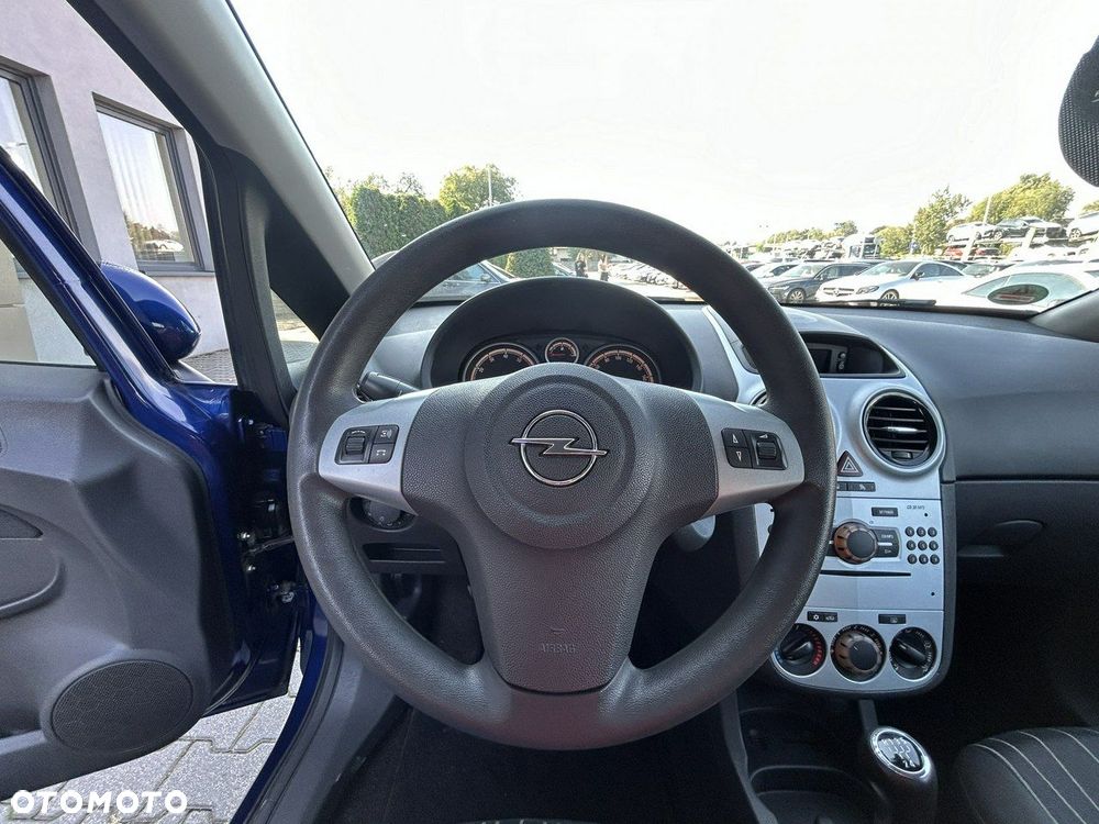 Opel Corsa - 10