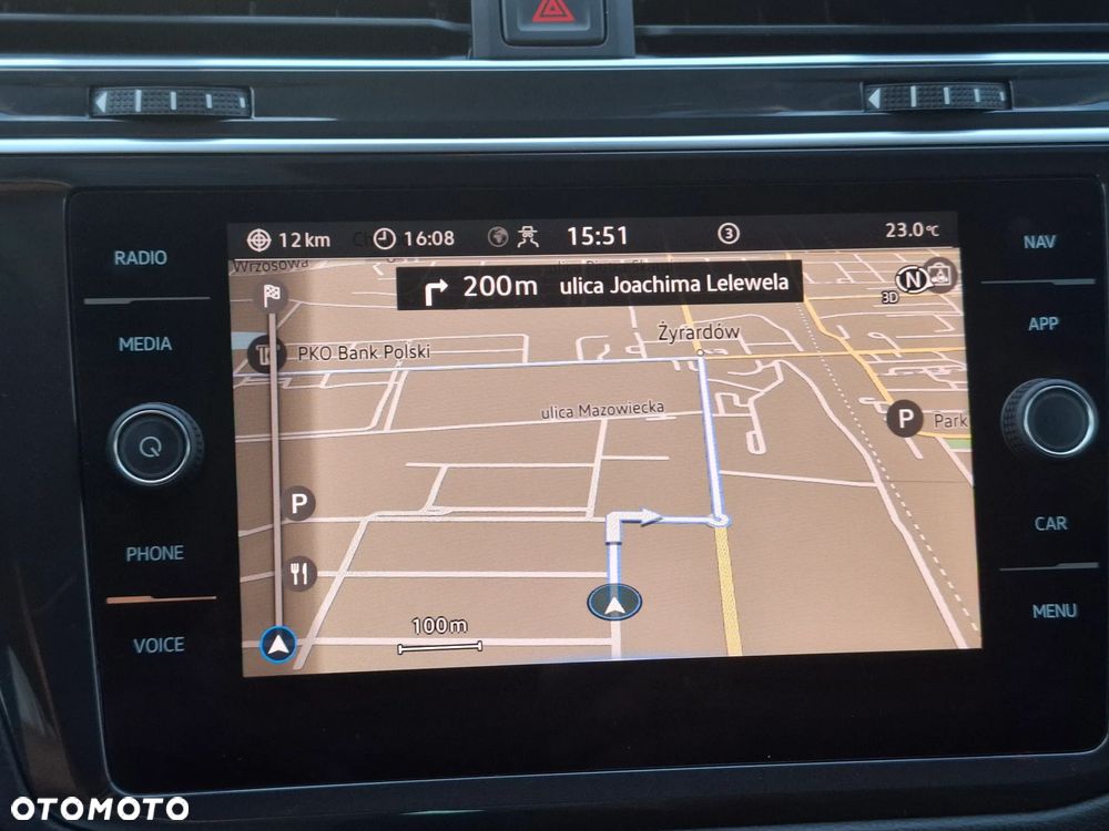 Volkswagen Tiguan - 19