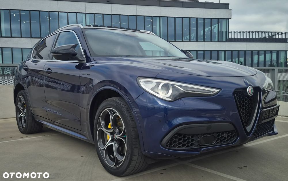 Alfa Romeo Stelvio 2.0 Turbo 16V AT8-Q4 Lusso Ti - 11