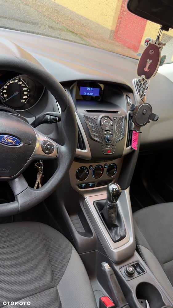 Ford Focus - 16