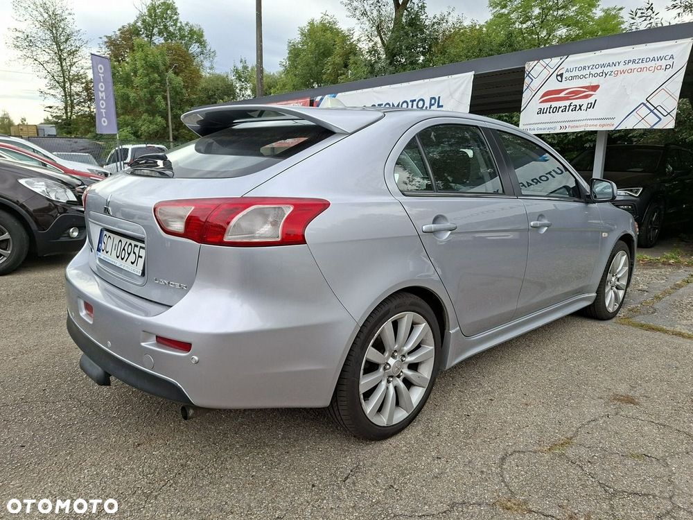 Mitsubishi Lancer - 11