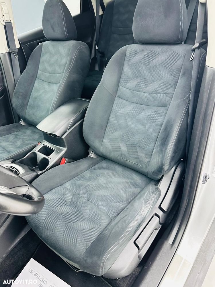 Nissan X-Trail 1.6 dCi N-Connecta - 20