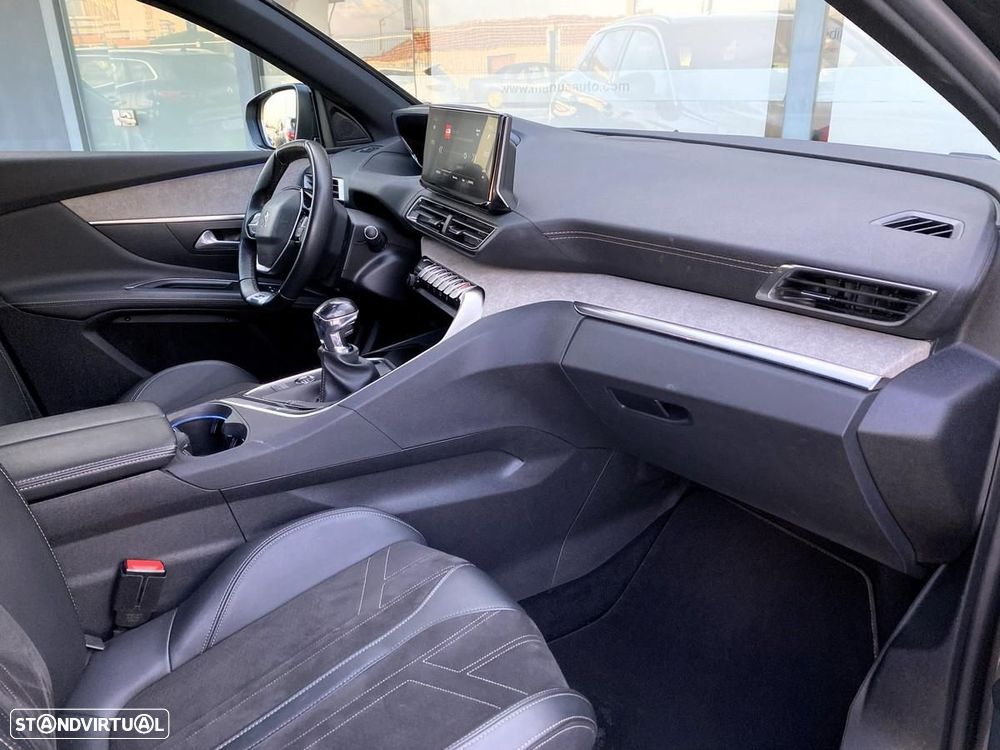 Peugeot 3008 1.5 BlueHDi GT - 10