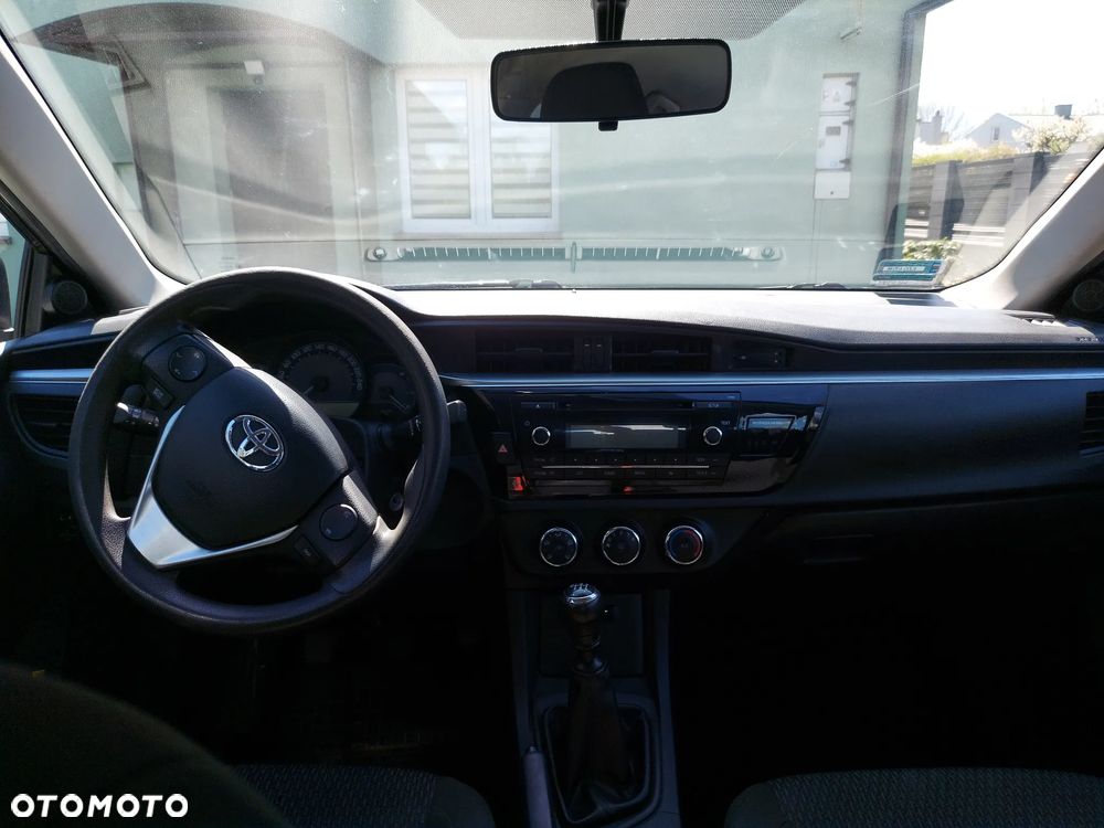 Toyota Corolla 1.4 D-4D Active EU6 - 19