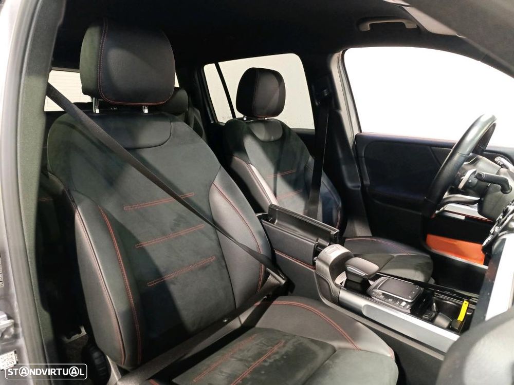 Mercedes-Benz GLB 180 d AMG Line - 5