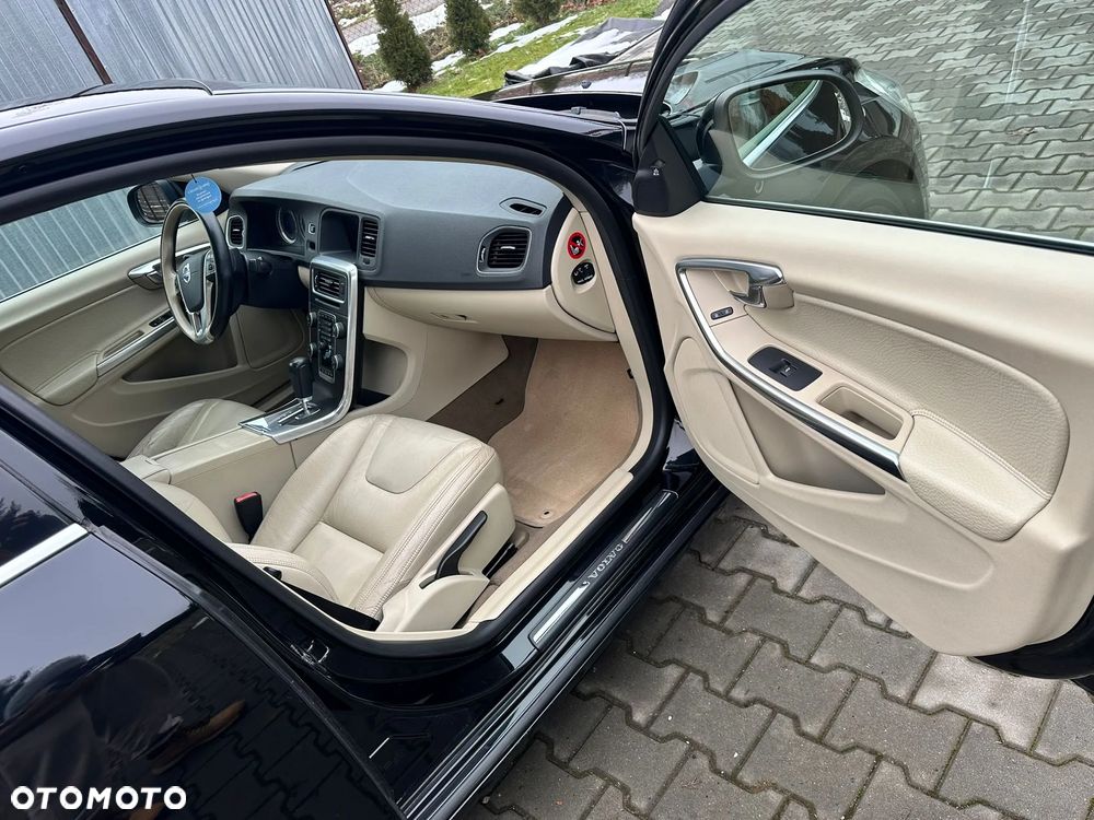 Volvo S60 2.0T Powershift Summum - 16