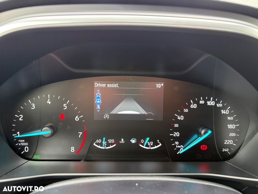 Ford Focus 1.0 EcoBoost MHEV Titanium - 13