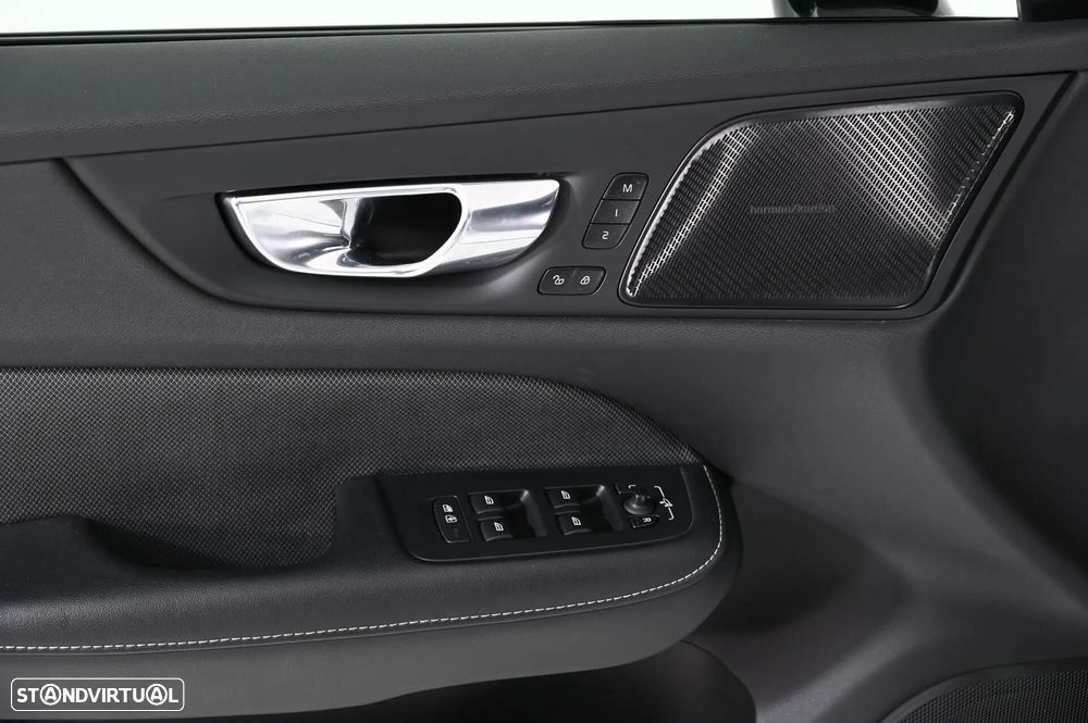 Volvo S60 2.0 T8 PHEV Polestar AWD - 33