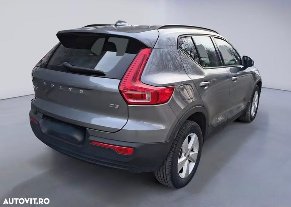 Volvo XC 40 - 4