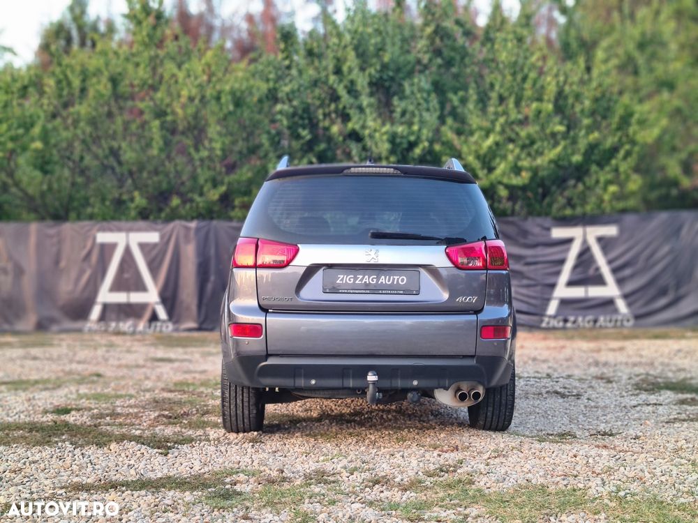 Peugeot 4007 2.2 HDI Premium - 10