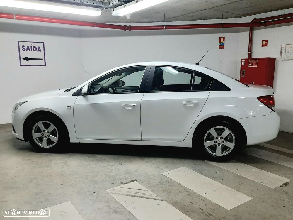 Chevrolet Cruze - 20
