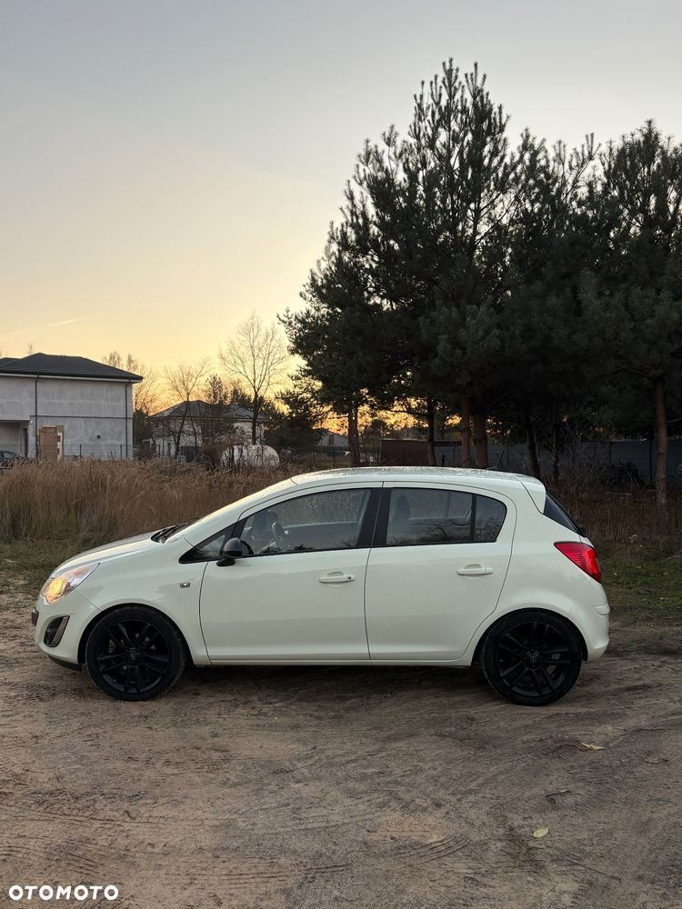 Opel Corsa 1.2 16V Enjoy - 3