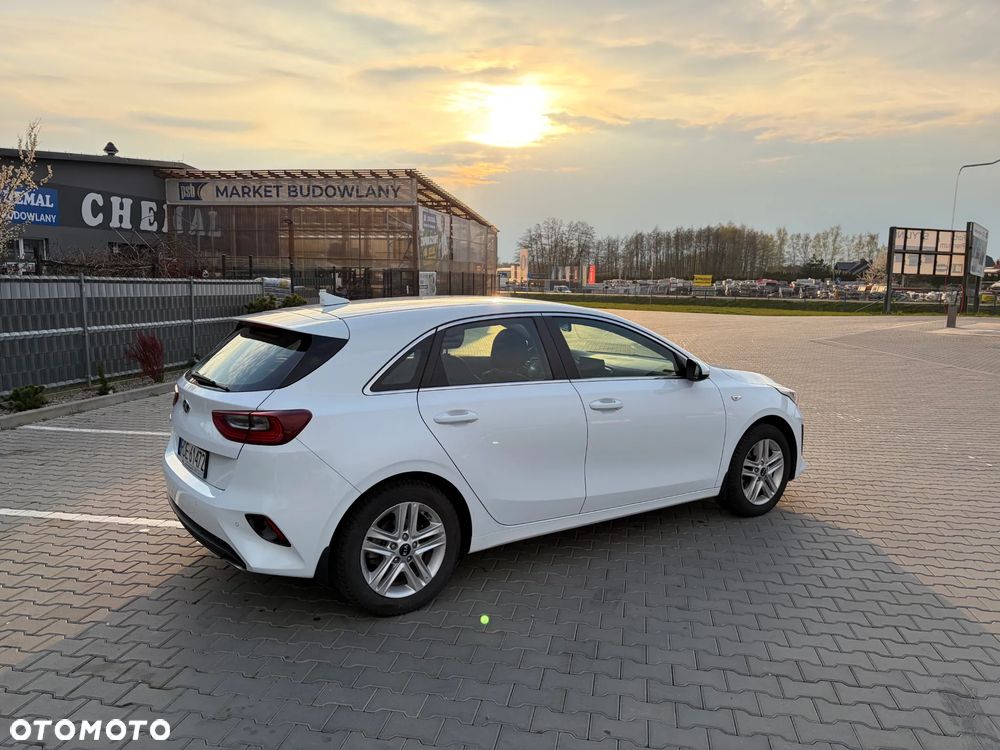 Kia Ceed 1.0 T-GDI M - 12