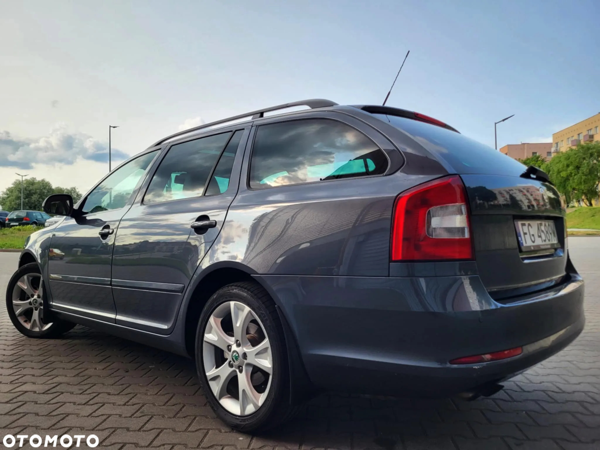 Skoda Octavia 1.8 TSI DSG Elegance - 6