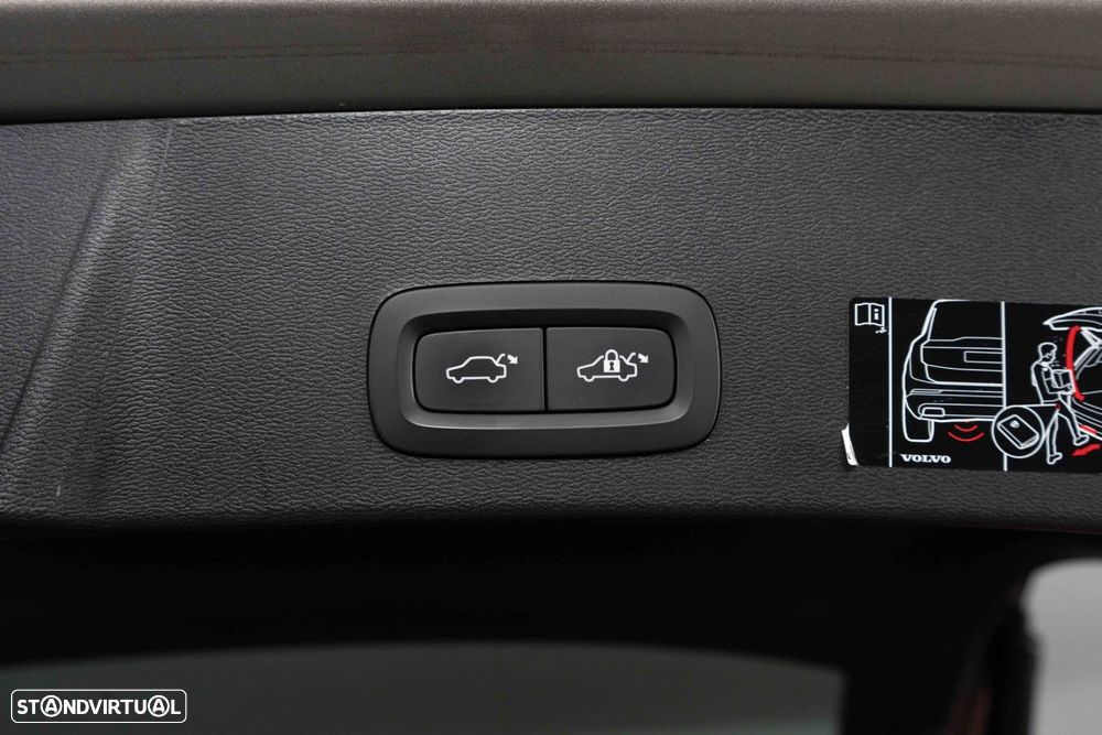 Volvo XC 40 1.5 T4 PHEV Plus Bright - 16