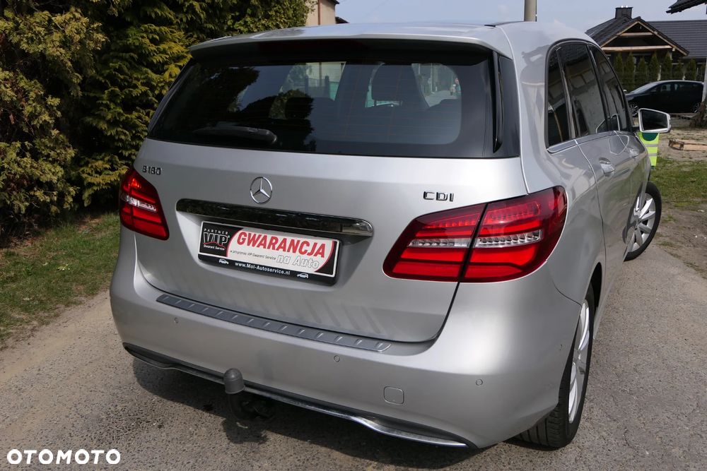 Mercedes-Benz Klasa B 180 d BlueEFFICIENCY Edition - 4
