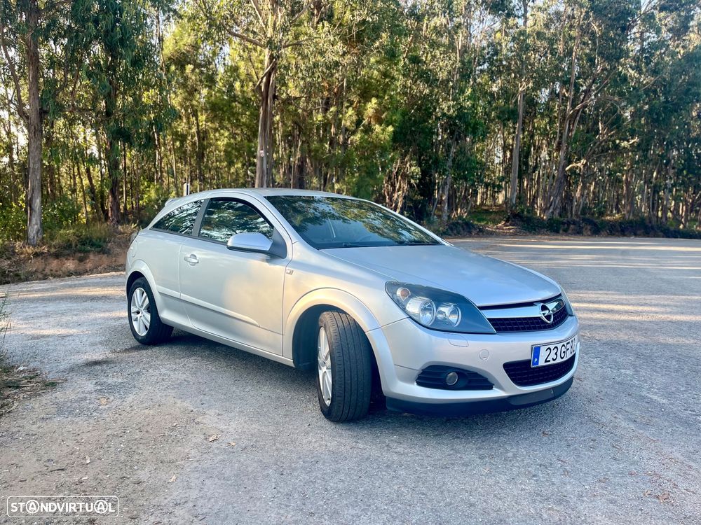 Opel Astra GTC 1.7 CDTI - 2