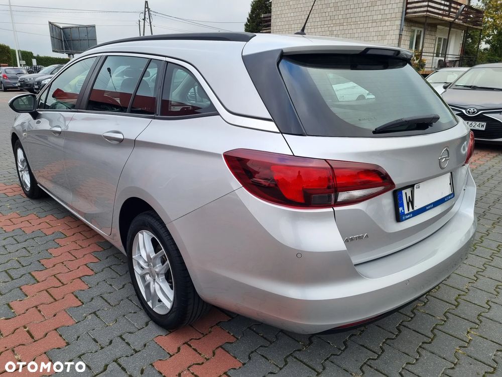 Opel Astra - 8