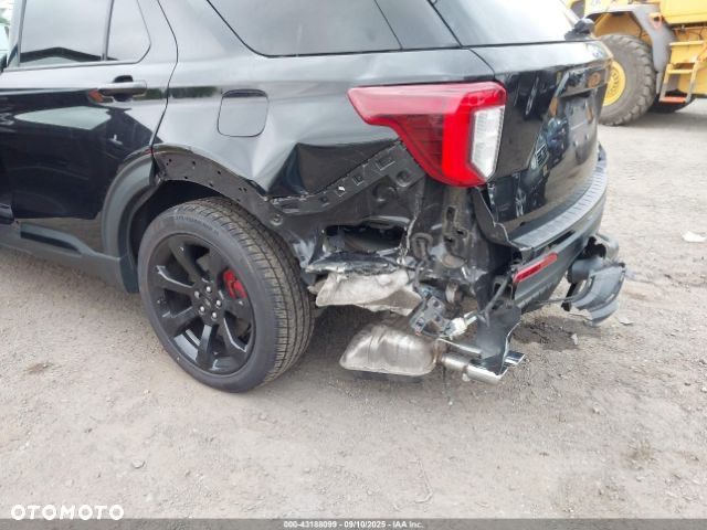 Ford Explorer 3.0 EcoBoost PHEV 4WD ST-Line - 9