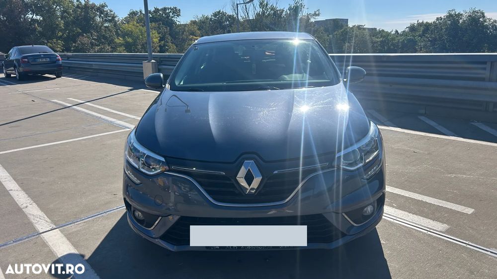Renault Megane TCE GPF Zen - 9